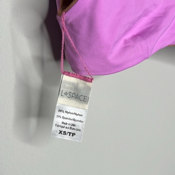 L*SPACE One Wave Bikini Top Reversible Rosebud/Putty Size XS NWOT! - Picture 5 of 8